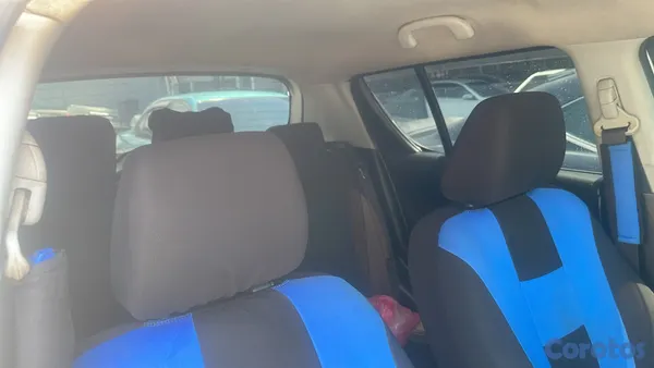 2016 Suzuki Swift — foto 18 / 18