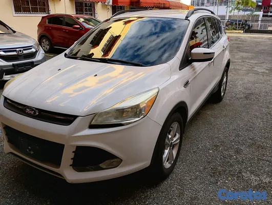 2016 Ford Escape — foto 2 / 15