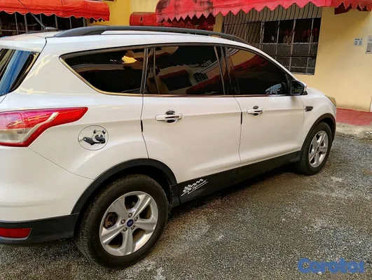 2016 Ford Escape — foto 3 / 15
