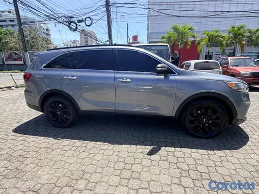 2019 Kia Sorento — foto 11 / 11