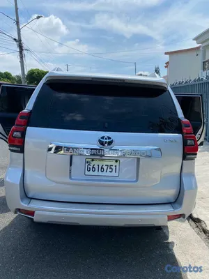 2023 Toyota Land Cruiser Prado — foto 5 / 10