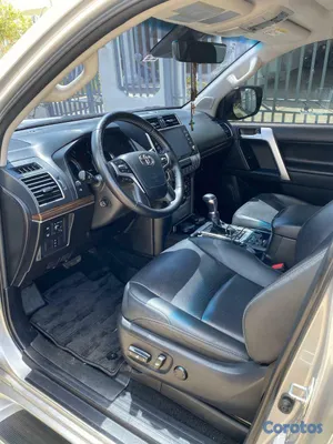 2023 Toyota Land Cruiser Prado — foto 8 / 10