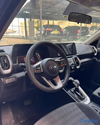 2022 Kia Sonet — foto 6 / 8