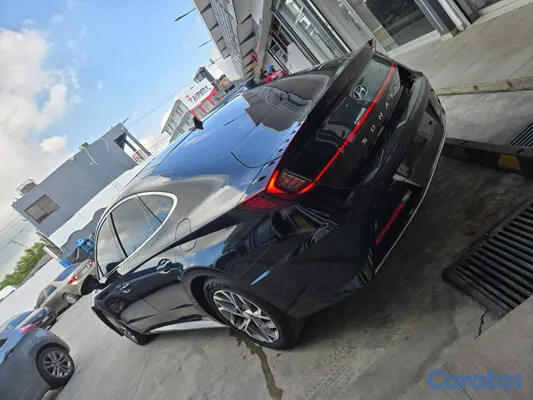 2020 Hyundai Sonata — foto 8 / 13