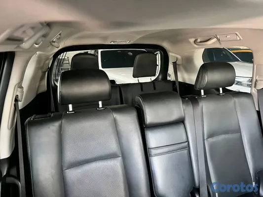 2019 Toyota Land Cruiser Prado — foto 14 / 17