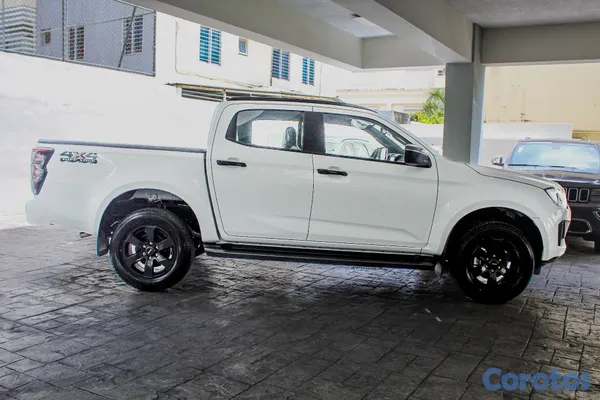 2026 Isuzu Dmax — foto 8 / 9