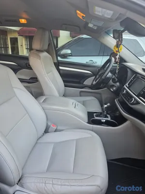 2017 Toyota Highlander — foto 5 / 10