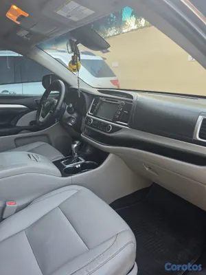2017 Toyota Highlander — foto 10 / 10