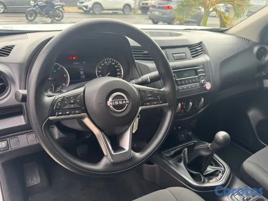 2024 Nissan Frontier — foto 5 / 8