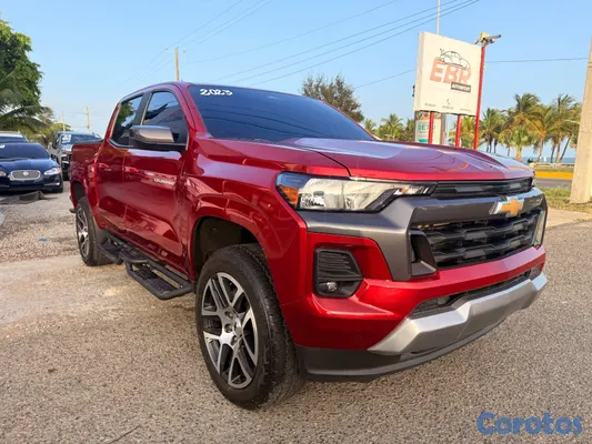 2025 Chevrolet Colorado — foto 2 / 9