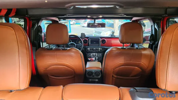 2020 Jeep Wrangler — foto 7 / 12
