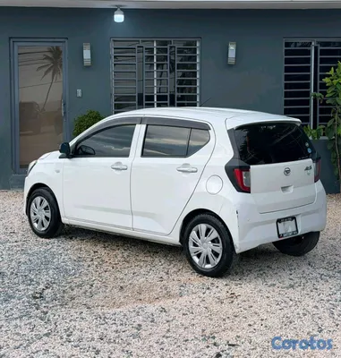 2019 Daihatsu Mira — foto 5 / 8