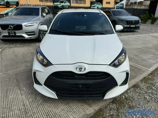 2022 Toyota Yaris — foto 2 / 9