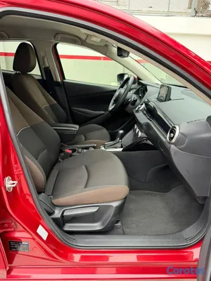 2020 Mazda 2 — foto 13 / 14