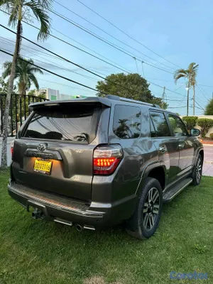 2022 Toyota 4 Runner — foto 9 / 9