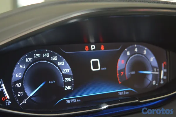 2026 Peugeot 5008 Allure — foto 11 / 11