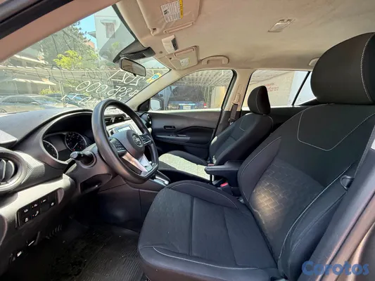 2021 Nissan Kicks — foto 3 / 7