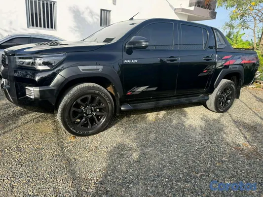 2022 Toyota Hilux — foto 2 / 5