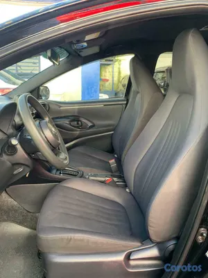 2020 Toyota Yaris — foto 6 / 8