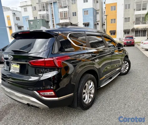 2019 Hyundai Santa Fe — foto 4 / 9