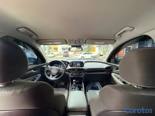 2019 Hyundai Santa Fe — foto 7 / 9