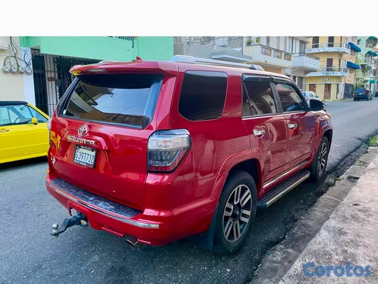 2014 Toyota 4 Runner — foto 6 / 9
