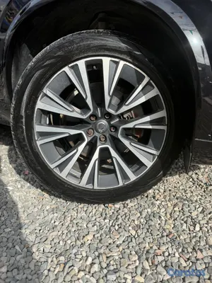 2020 Volvo Xc90 — foto 16 / 17