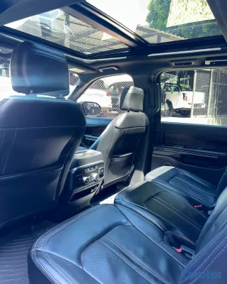 2020 Ford Expedition — foto 4 / 7