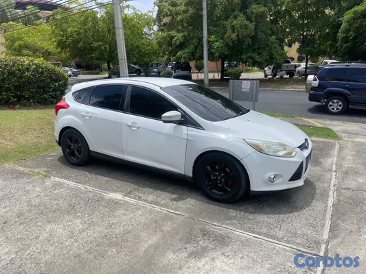 2012 Ford Focus — foto 2 / 6