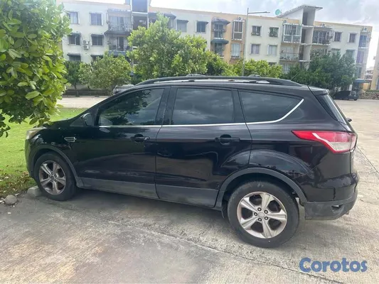 2013 Ford Escape — foto 3 / 5