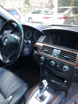 2009 BMW Serie 5 — foto 4 / 8