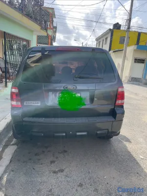 2009 Ford Escape — foto 2 / 4