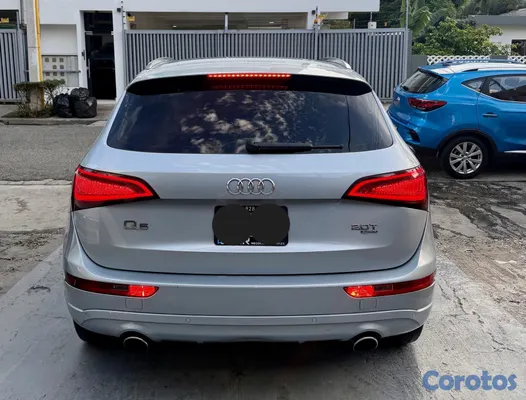2013 Audi Q3 — foto 6 / 10