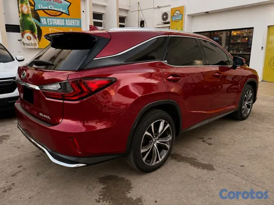 2018 Lexus Rx — foto 5 / 9