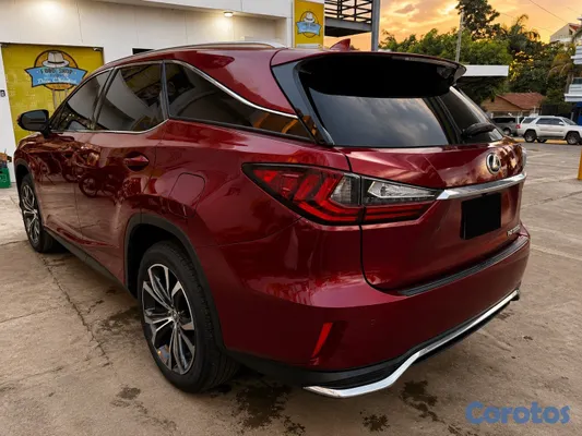 2018 Lexus Rx — foto 7 / 9