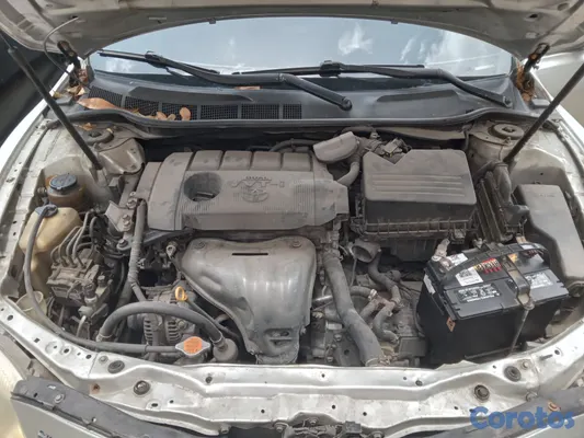 2011 Toyota Camry — foto 6 / 9