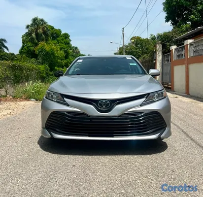 2020 Toyota Camry — foto 8 / 16