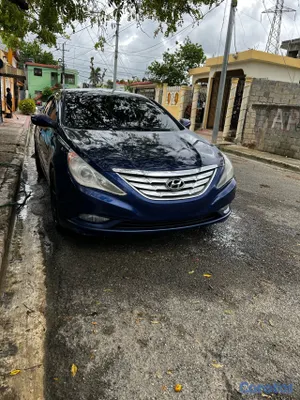 2011 Hyundai Sonata — foto 4 / 5