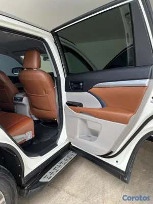 2014 Toyota Highlander — foto 9 / 9