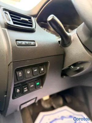 2021 Nissan Rogue — foto 7 / 10