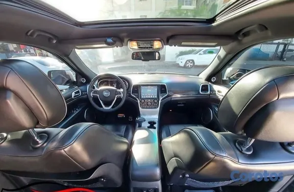 2015 Jeep Grand Cherokee — foto 7 / 8