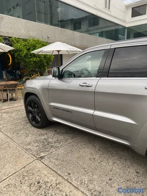 2015 Jeep Grand Cherokee — foto 8 / 8