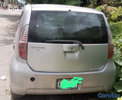 2010 Toyota Passo — foto 3 / 3