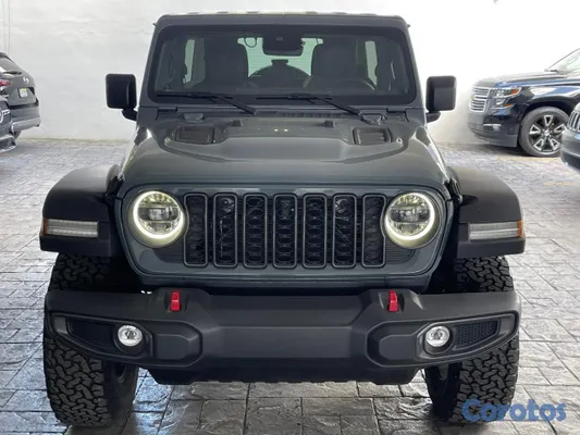 2026 Jeep Wrangler — foto 2 / 10
