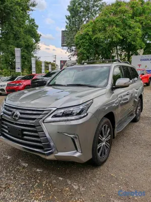 2020 Lexus Lx — foto 2 / 6