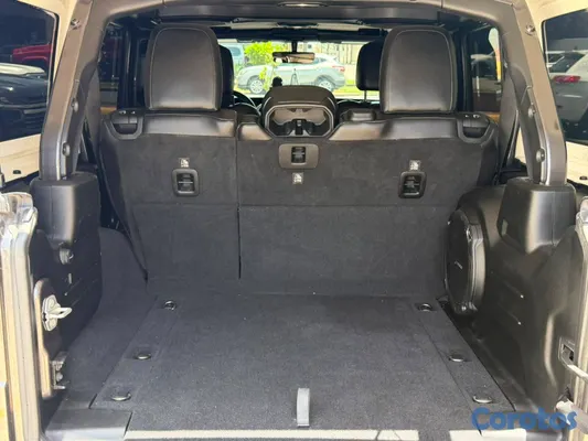 2018 Jeep Wrangler — foto 9 / 10