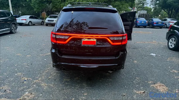 2018 Dodge Durango — foto 12 / 16