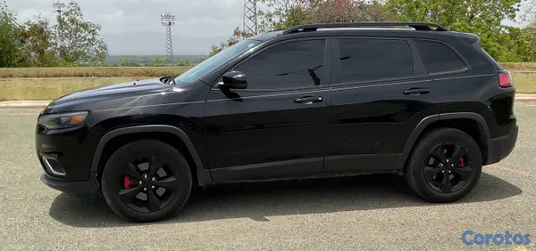 2020 Jeep Cherokee Latitude — foto 2 / 10
