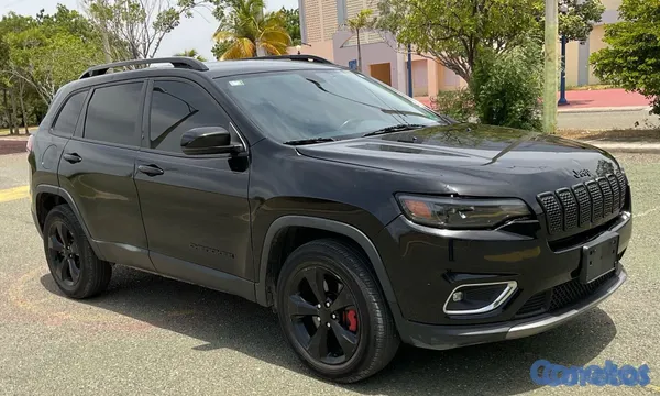 2020 Jeep Cherokee Latitude — foto 5 / 10