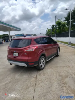 2013 Ford Escape — foto 4 / 5